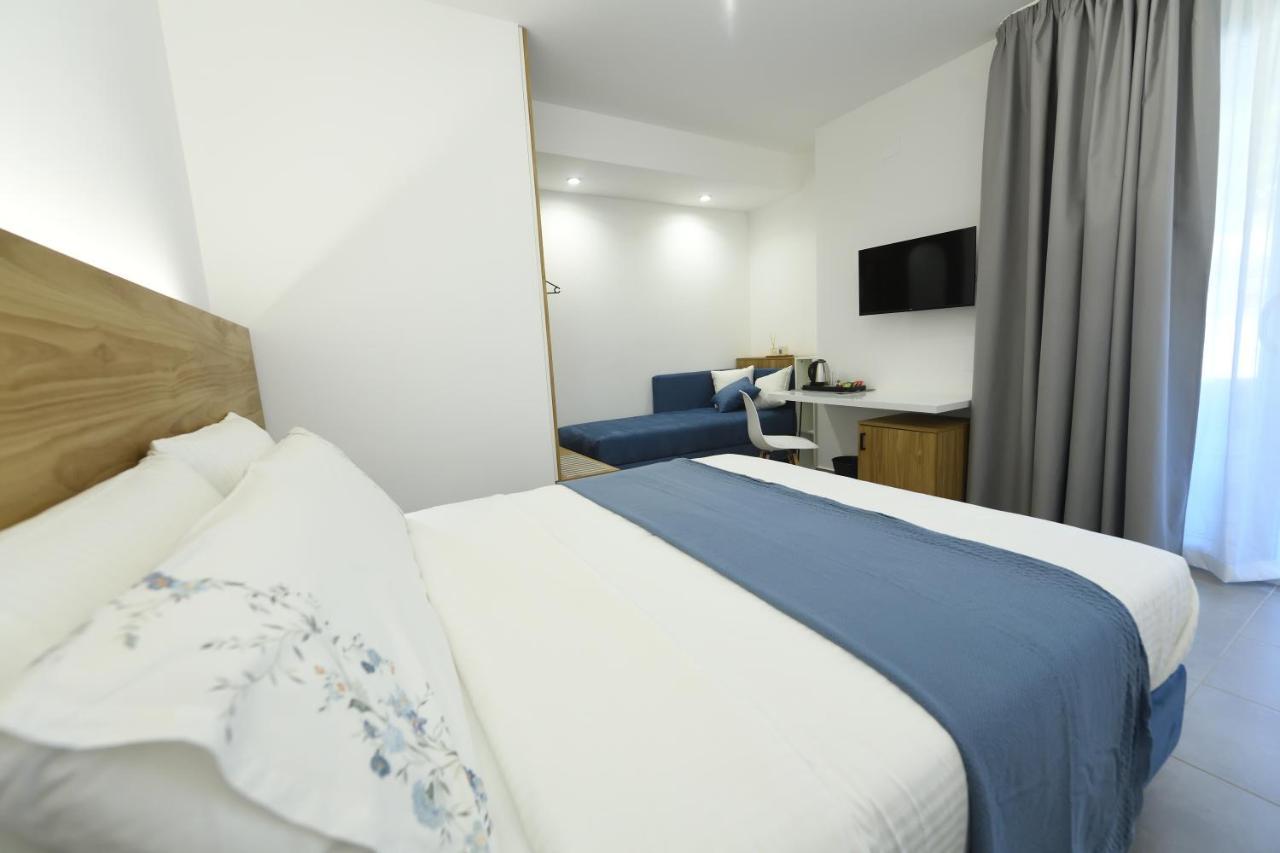 Blu In Blu Comfort Rooms Terrasini Buitenkant foto